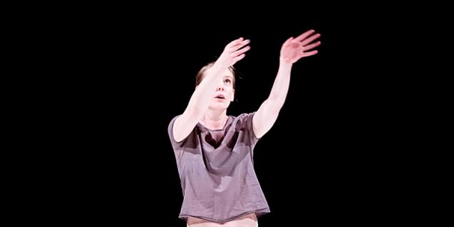 Danza en el Mercado de las Flores de la mano de La Manufacture de Lausana Danza en el Mercado de las Flores de la mano de La Manufacture de Lausana