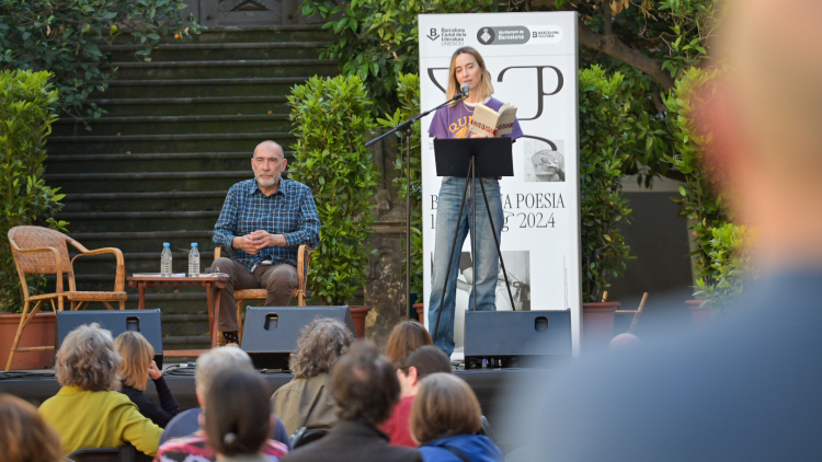 Veus de prop i de lluny