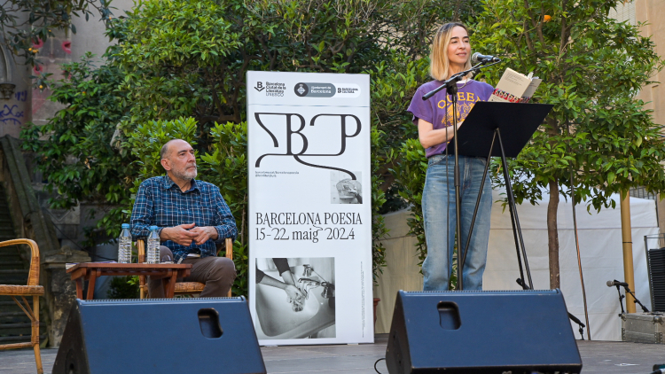 Veus de prop i de lluny