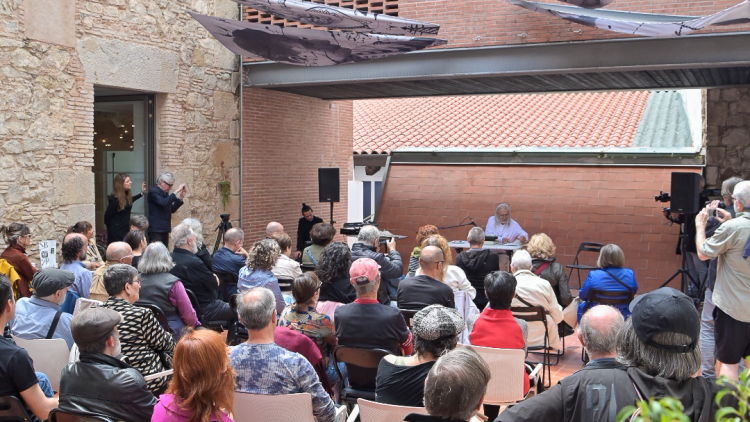 I ara, a fer camí. (Anti) Manifestació
