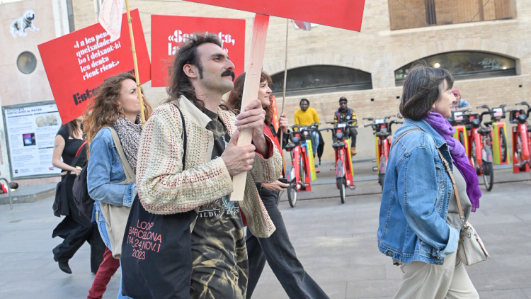 I ara, a fer camí. (Anti) Manifestació