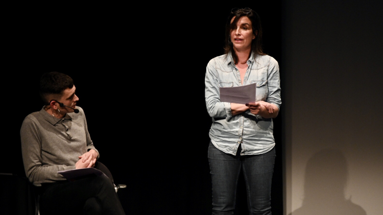 Ningú no sap què pot l'amor ("hey, no vayas presumiendo por ahí")