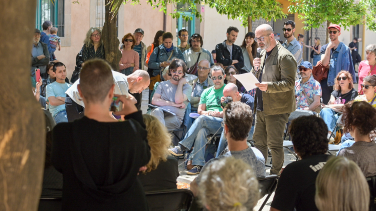 A mamar tots els versos! (Paella)