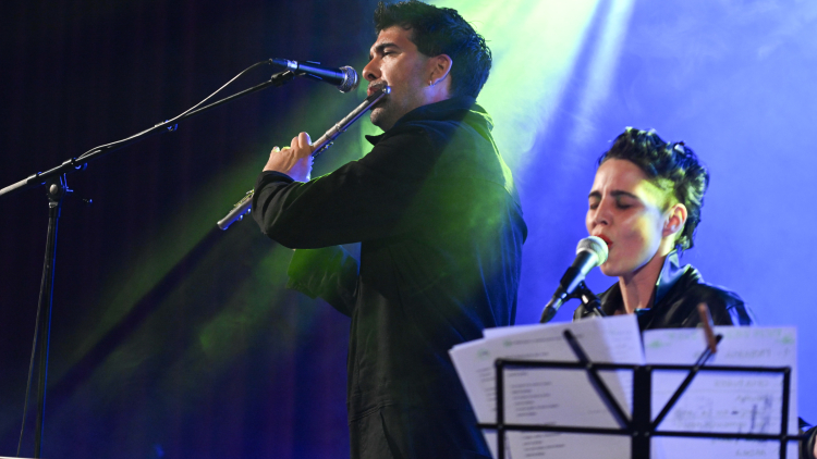 Bateguen atzavares. Homenegem a J. M. Llompart