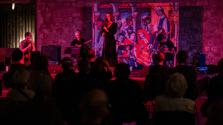 Mariola Membrives canta a Lorca