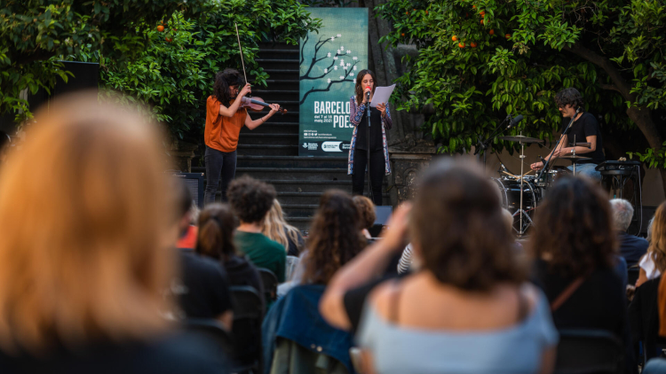  Blanca LLum i Los Sara Fontán