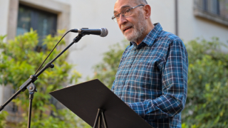 Veus de prop i de lluny