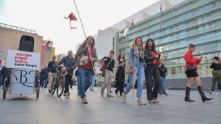 I ara, a fer camí. (Anti) Manifestació