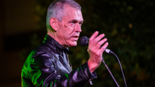 Seward i les ombres de la paraula