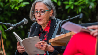 Travessar els atles per un pont de passeres