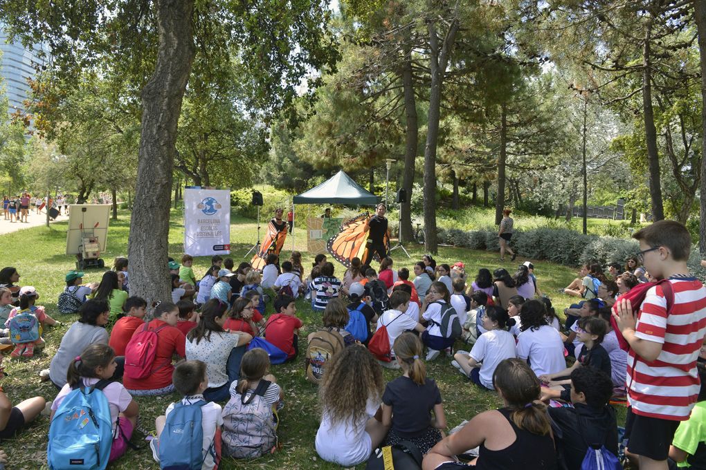 Infants a l'acte de cloenda del curs 22-23