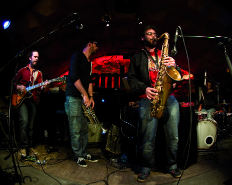 Dossier Musica cat 7 Foto: Josep Tomàs