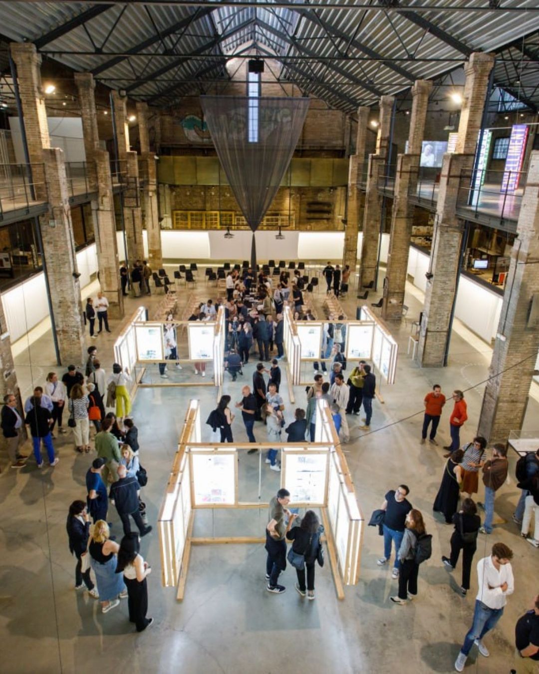 Interior MUHBA - Oliva Artés