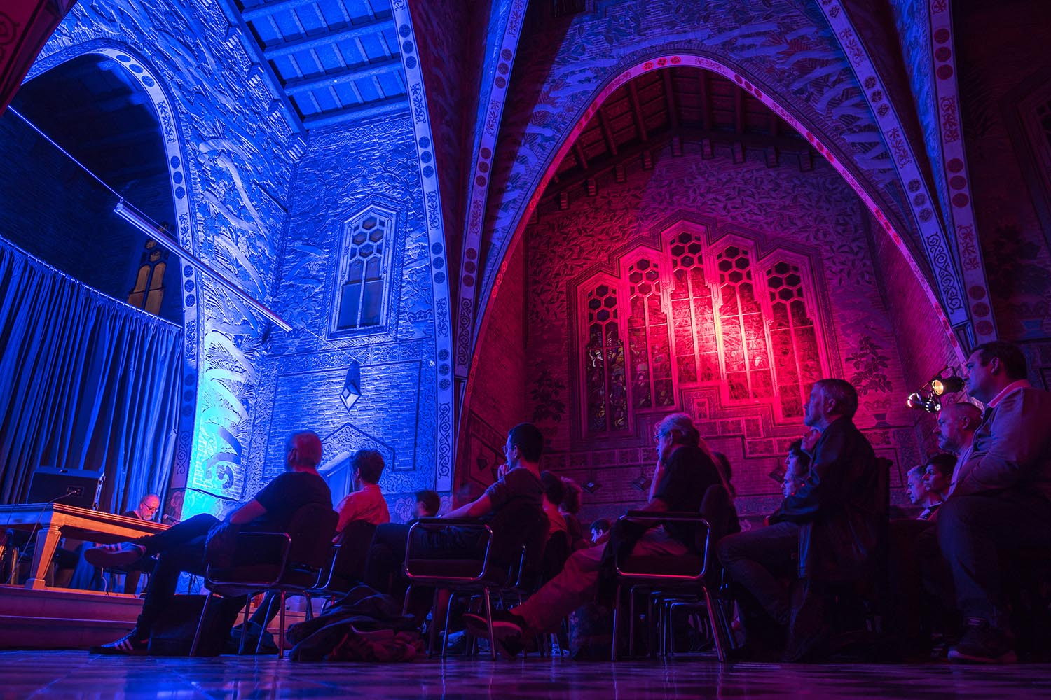 Barcelona 05/10/2019 Actuación del grupo de música experimental Macromassa en la capilla del Col.legi Major Ramon Llull dentro del festival LEM. FOTÓGRAFO SERGI CONESA