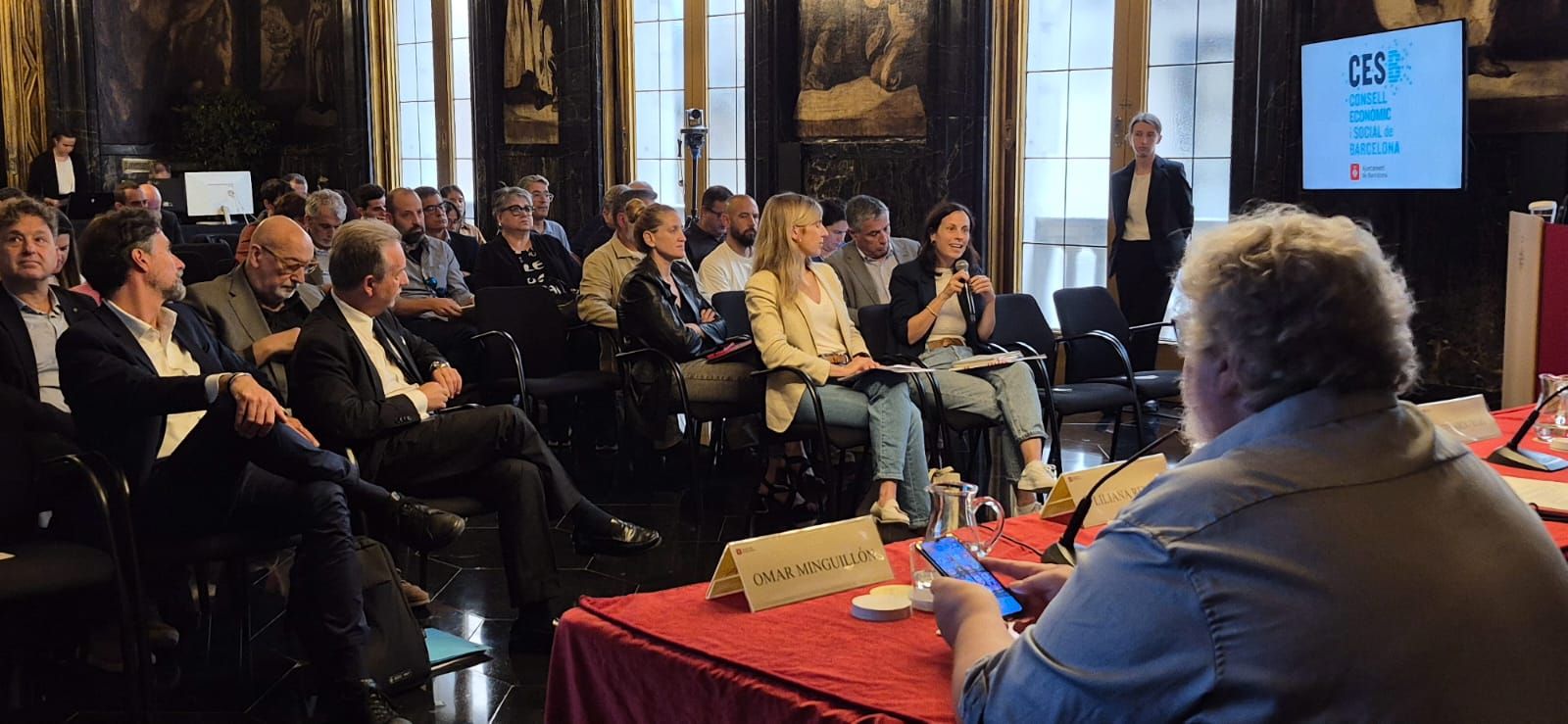 Ple del CESB. Presentació de la Memòria socioeconòmica 2024. Intervenció Carolina Recio.
