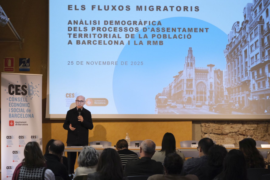 Jornada CESB Informe Fluxos migratoris. Intervenció Eduardo Rojo president del CESB