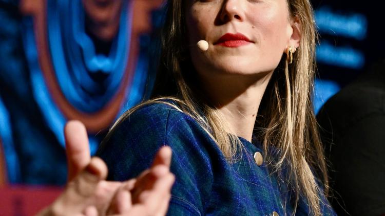 MIÉVILLECON 1: TRADUIR I INTERPRETAR EL NEW WEIRD 6