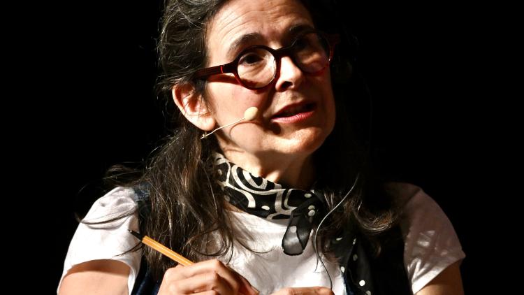 LA GRAN TAULA DEL 42: AUTORES INTERNACIONALS 10