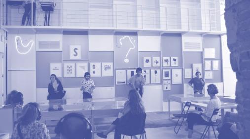 To live or not to live / To like or not to like