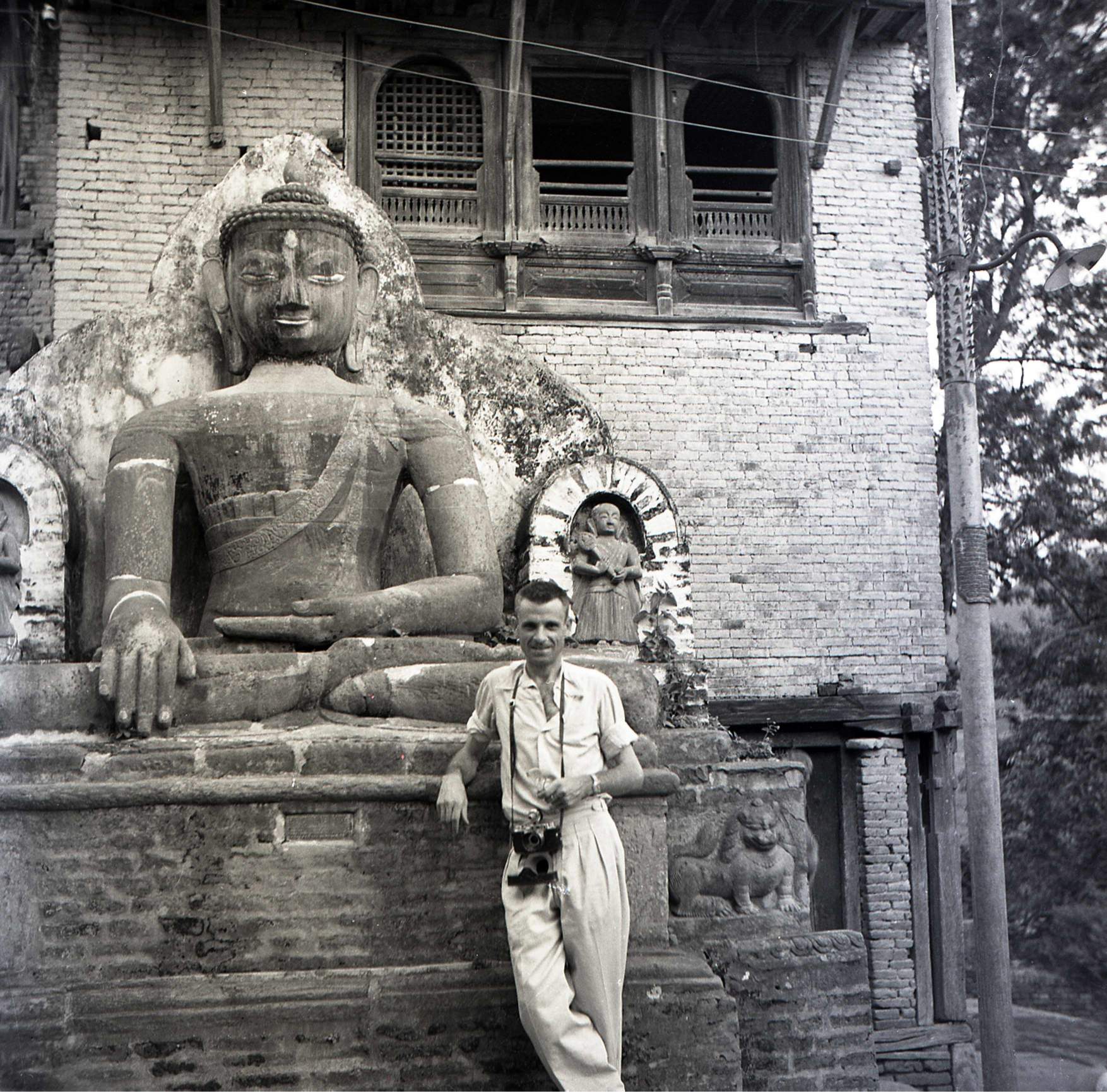 Eudald Serra Viatge d'Eudald Serra al Nepal l'any  1957.