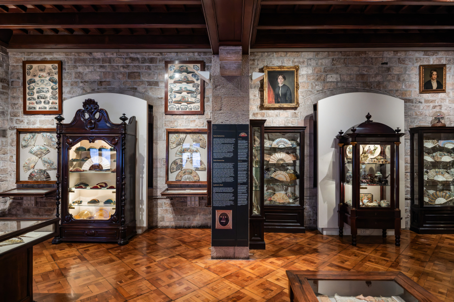 Nous recursos textuals i gràfics al Gabinet del col·leccionista