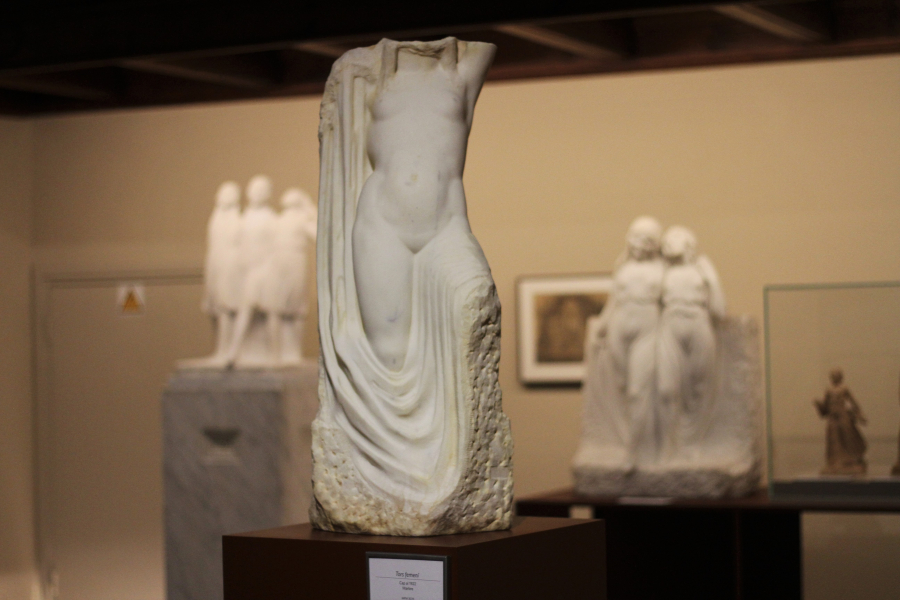 100 anys de Tors de dona o Marbre