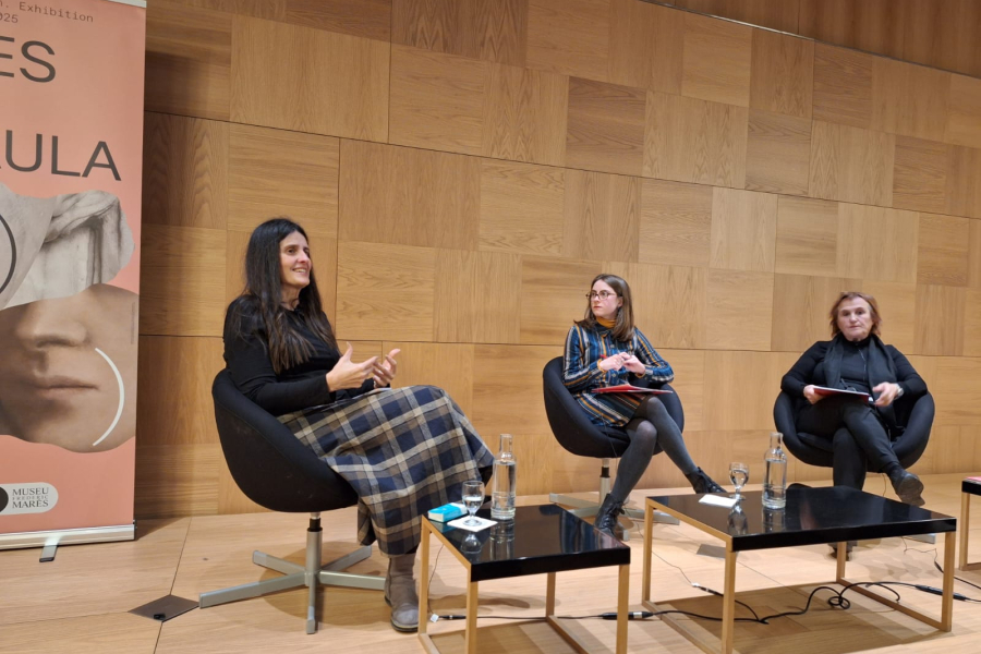 Taula rodona Dones de paraula