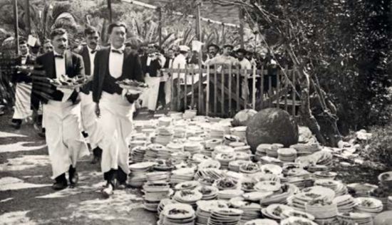 Degustació, recital i música