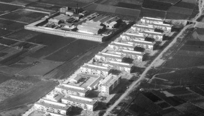 Vista aèria del polígon de la Verneda 1953-1955. ANC