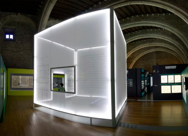 Representació museogràfica del concepte de cub atmosfèric en l'exposició del MUHBA (2010) Cerdà i Barcelona. La primera metròpoli, 1853-1897.