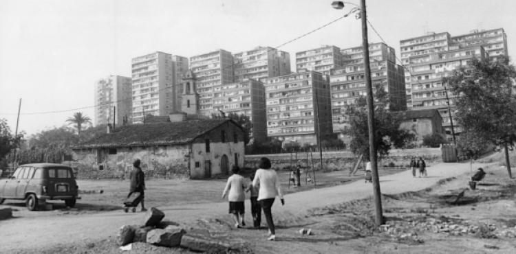 Blocs de la tercera fase del polígon de Sant Martí, 1984. Autor desconegut. Arxiu Municipal del Districte de Sant Martí