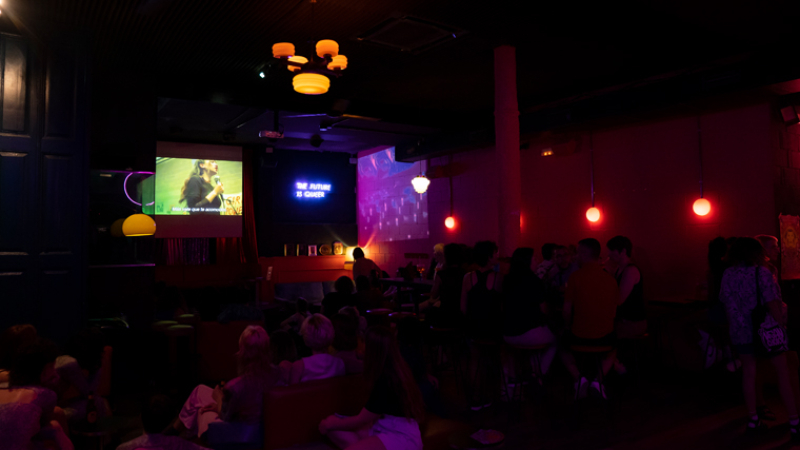 The audience at the Candy Darling Bar watch one of the sessions of "Me siento extraña" in the district of L’Eixample