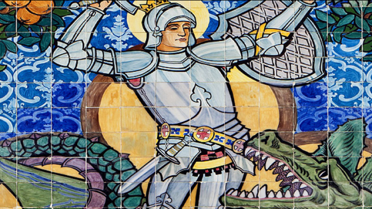 Un mosaico con la figura de Sant Jordi matando al dragón 