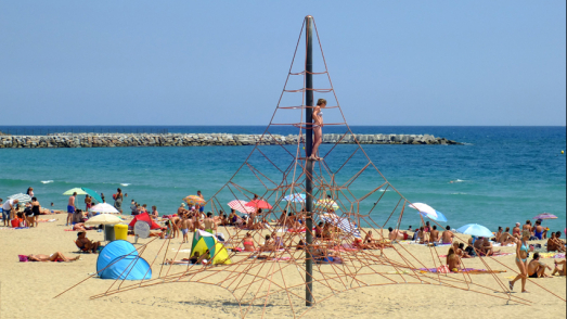 Zona d'esbarjo a la platja de Llevant