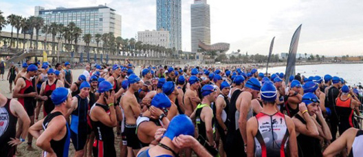 A group of people do a triathlon
