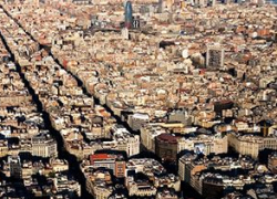 Vista aèria de la quadrícula del Pla Cerdà de la ciutat