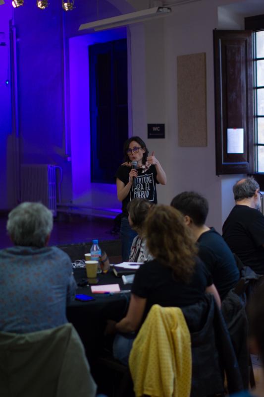 Taller de podcast amb Carne Cruda. Foto de Nikoline Arns.