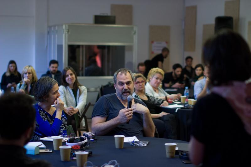 Taller de podcast amb Carne Cruda. Foto de Nikoline Arns.